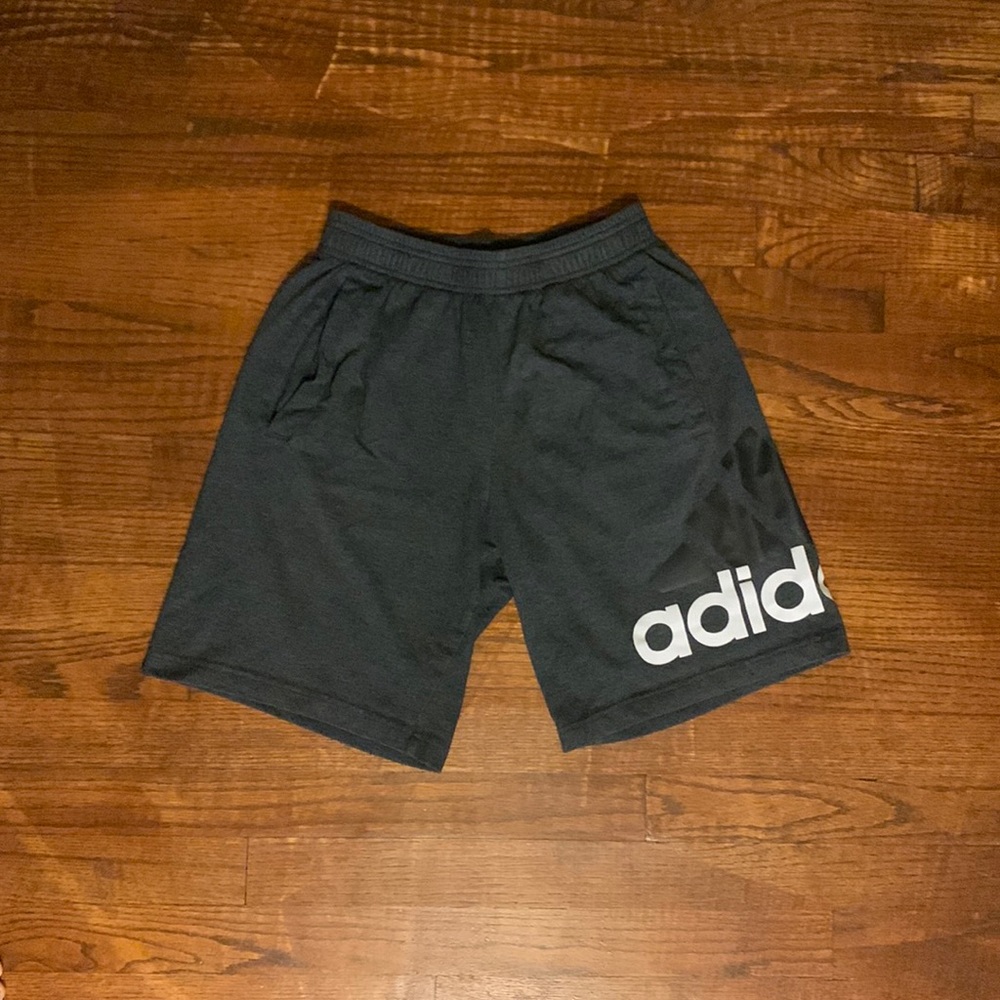 Mens extra small jogger/athletic adidas shorts. Heather gray. Good condition